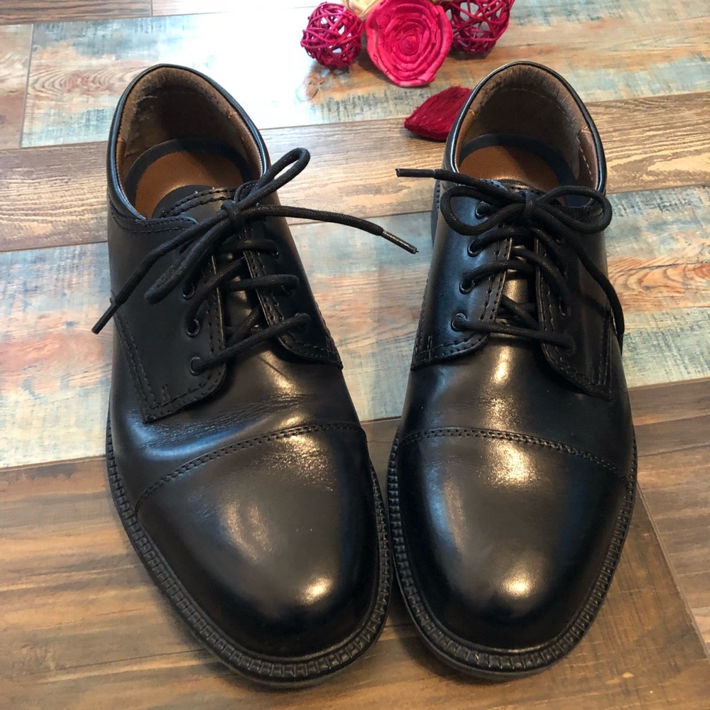 Men’s docker shoes 10